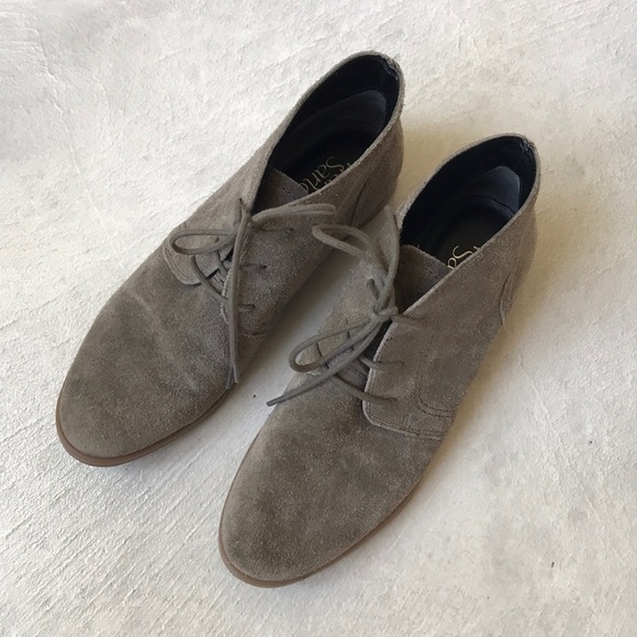 Franco Sarto Pebbles Chukka Booties Grey Suede - Picture 3 of 8